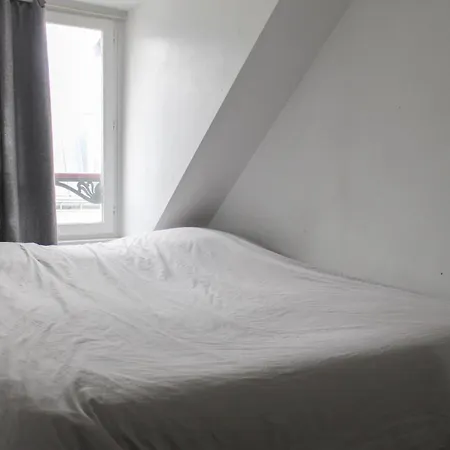Appartamento Charming In The Heart Of Parigi